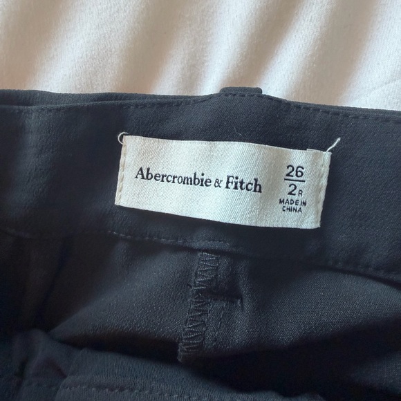 Abercrombie & Fitch Sloane Crepe Tailored Wide Leg Pant - Picture 8 of 8